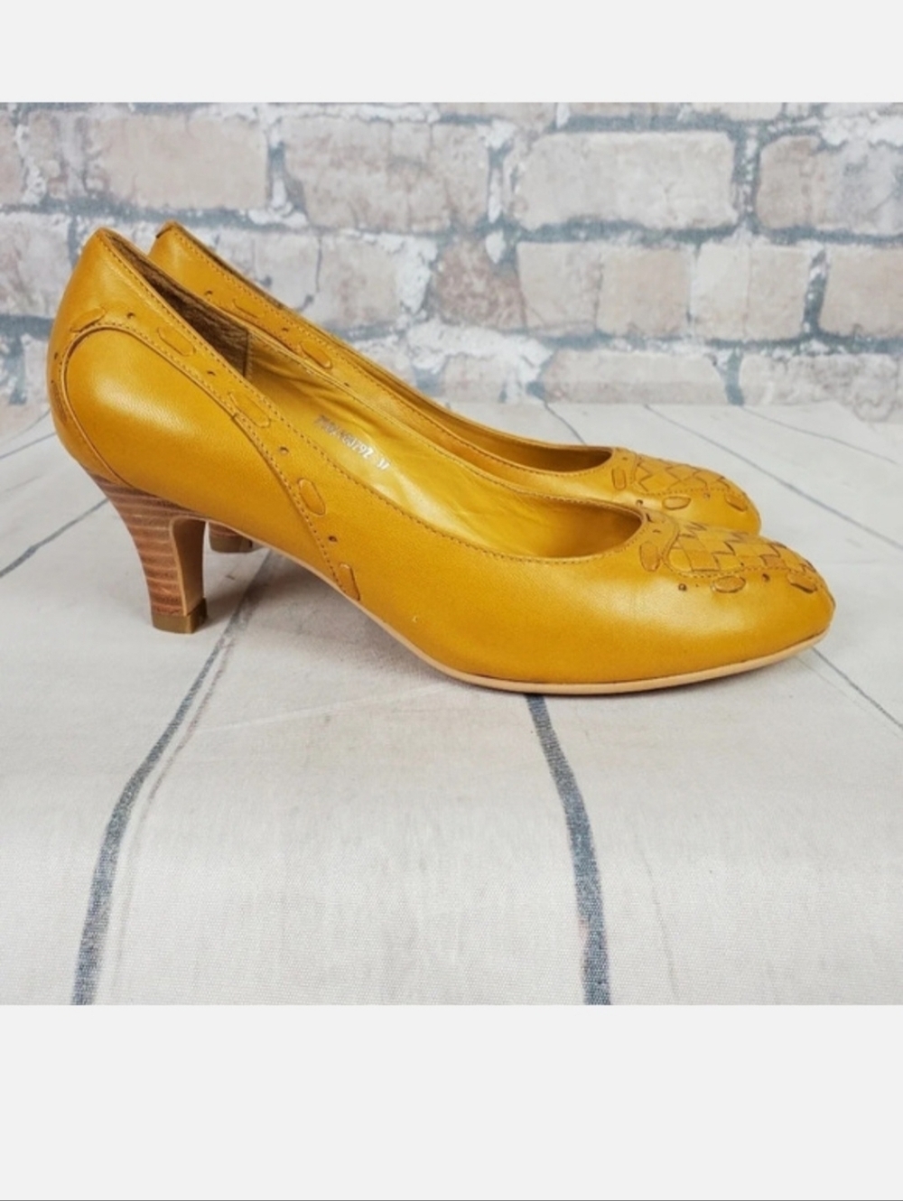 Joy & Peace Leather Heels Yellow Pumps Lattice Detail Stacked Heels Size 37